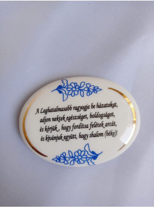 With blessing of the home in Hungarian; 7x4 cm, 