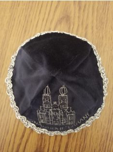 Velvet, diameter 16-17 cm