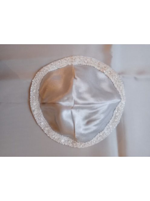 Silk, several types, diameter 17 cm