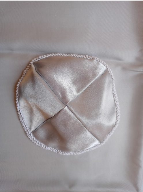 Silk, several types, diameter 13-15 cm 